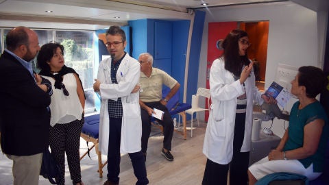 El autob&uacute;s del cerebro est&aacute; instalado en los Jardines del Torre&oacute;n