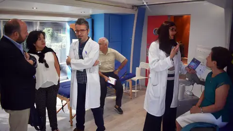 El autobús del cerebro está instalado en los Jardines del Torreón El autobús del cerebro está instalado en los Jardines del Torreón