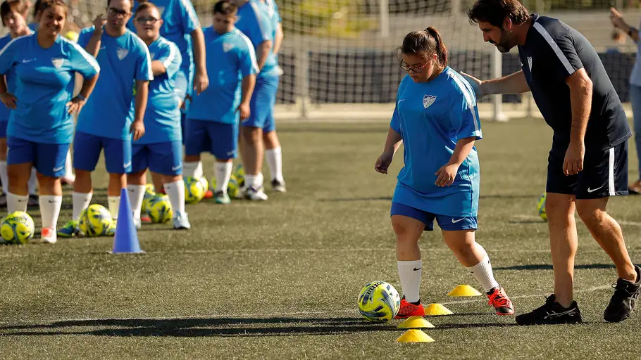 El Málaga CF EDI, en su primer entrenamiento El Málaga CF EDI, en su primer entrenamiento