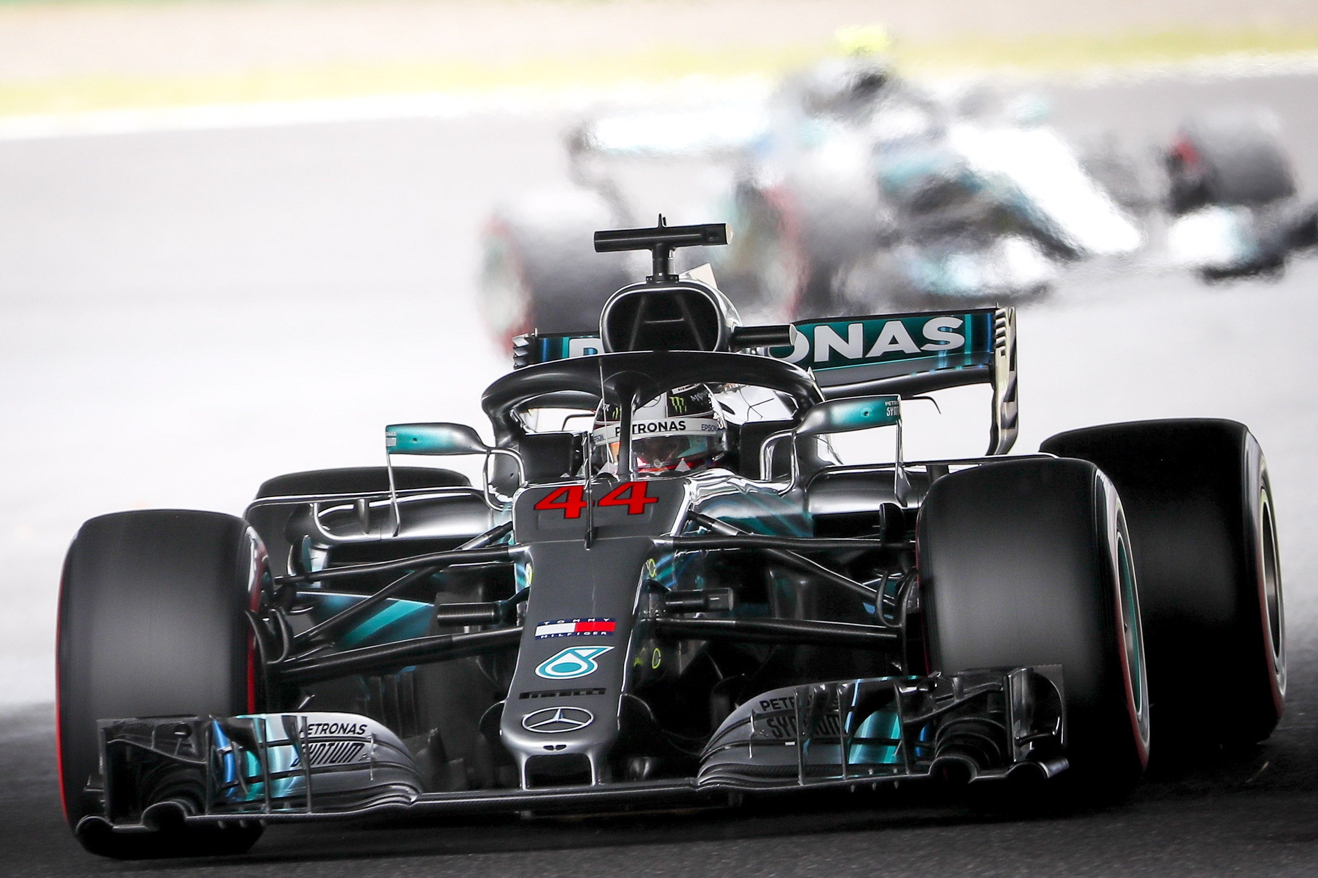 Lewis Hamilton se hace con la pole en Suzuka con Vettel en octava posición; Carlos Sainz 13º y Fernando Alonso 18º Lewis Hamilton se hace con la pole en Suzuka con Vettel en octava posición; Carlos Sainz 13º y Fernando Alonso 18º