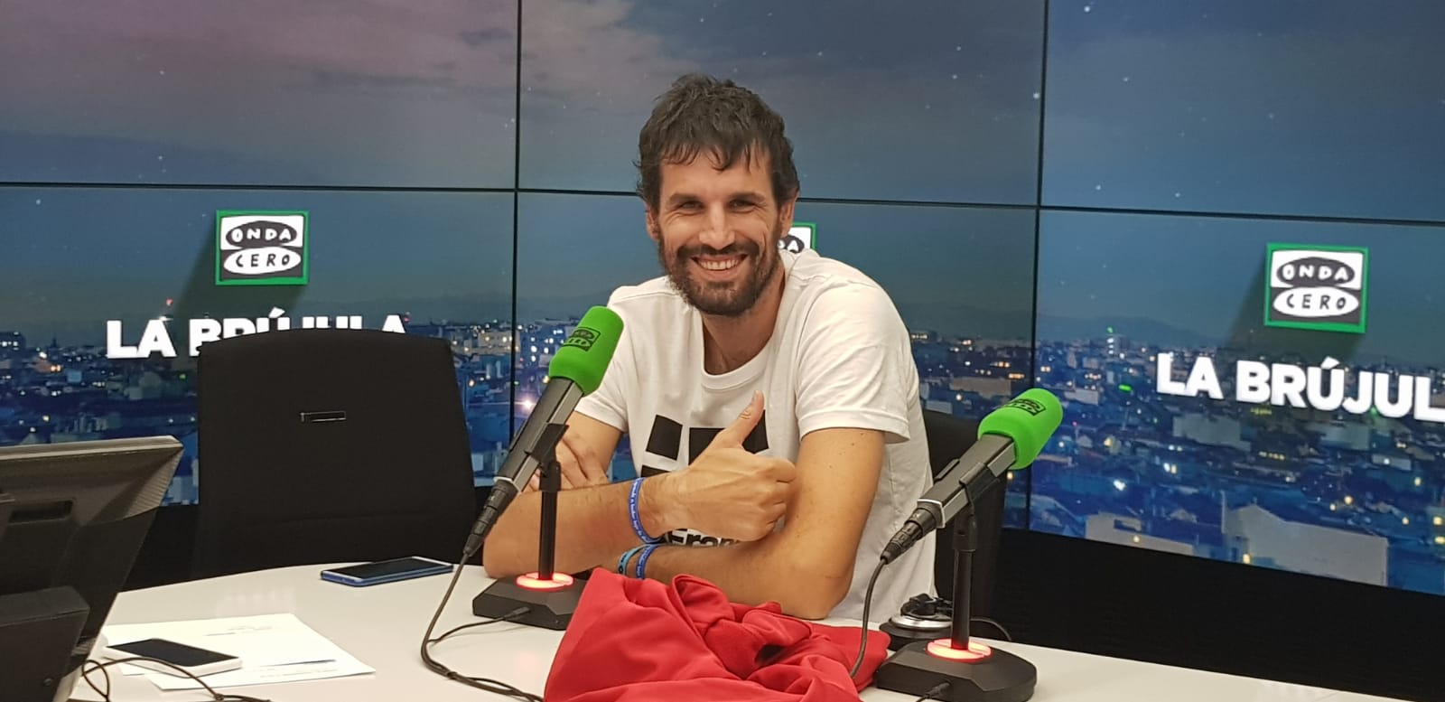 Asier de la Iglesia: "Me tomo mi enfermedad como una lesión y hago lo que está en mi mano, no me limito" Asier de la Iglesia: "Me tomo mi enfermedad como una lesión y hago lo que está en mi mano, no me limito"