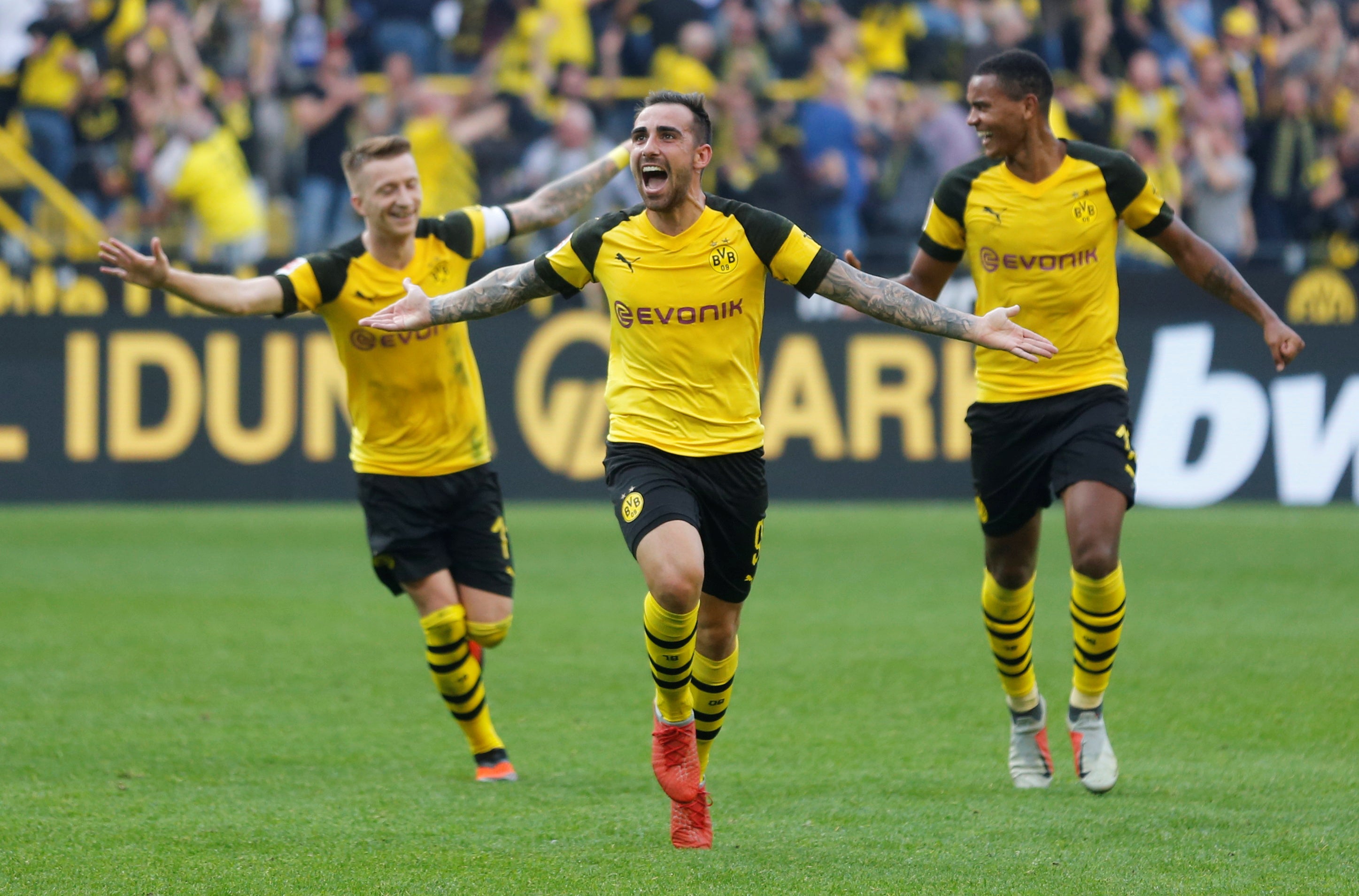 El Barcelona confirma que el Borussia Dortmund hará efectiva la opción de compra por Paco Alcácer El Barcelona confirma que el Borussia Dortmund hará efectiva la opción de compra por Paco Alcácer