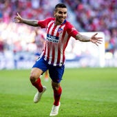Ángel Correa celebra un gol
