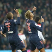 Mbappé y Neymar celebran un gol