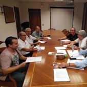 El Comité Organitzador de l´Olla de la Plana durant la reunió per a la nova edició de les jornades. 