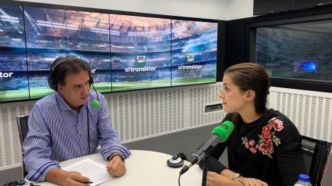 Carolina Mar&iacute;n con Jos&eacute; Ram&oacute;n de la Morena en El Transistor. 