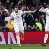 Nacho celebra un gol con Cristiano Ronaldo
