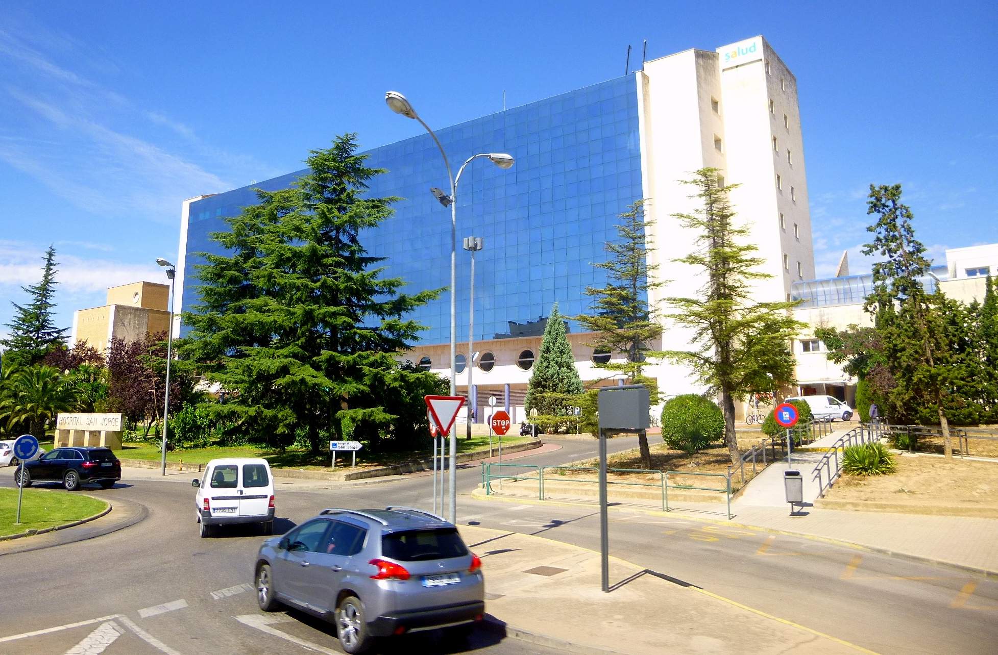 La AECC en Huesca pide mantener la confianza en los profesionales y el hospital San Jorge La AECC en Huesca pide mantener la confianza en los profesionales y el hospital San Jorge
