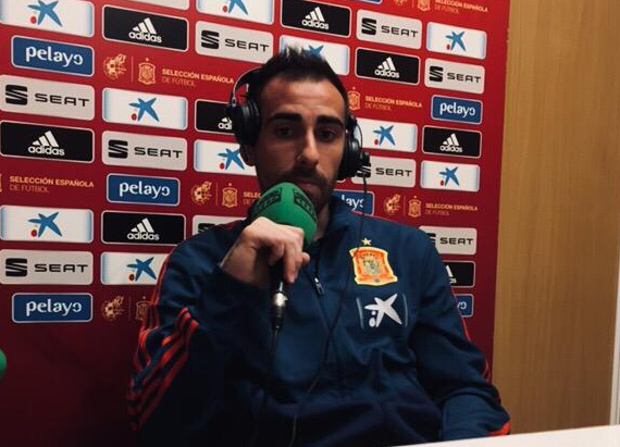 Paco Alcácer: "Siempre antepongo el interés del club, de la afición y del equipo antes que el egoísmo personal" Paco Alcácer: "Siempre antepongo el interés del club, de la afición y del equipo antes que el egoísmo personal"