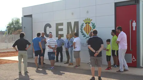 Els treballs atenen a una petició del Club Atletisme Vila-real per realitzar els seus entrenaments. La pista tindrà uns 100 metres de llarg i té un período d´execució de 60 dies.