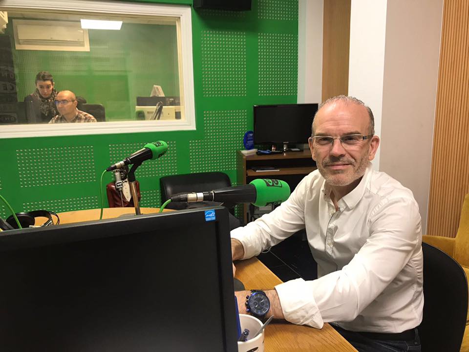 CAFÉ DE REDACCIÓN CON J.A. VÁZQUEZ BARQUERO CAFÉ DE REDACCIÓN CON J.A. VÁZQUEZ BARQUERO