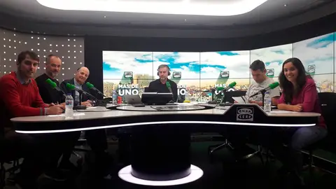 La España que madruga: Rafa Latorre, Félix José Casillas, Carlos Rodríguez Braun, Carlos Alsina, Rubén Amón y Marta García Aller La España que madruga: Rafa Latorre, Félix José Casillas, Carlos Rodríguez Braun, Carlos Alsina, Rubén Amón y Marta García Aller