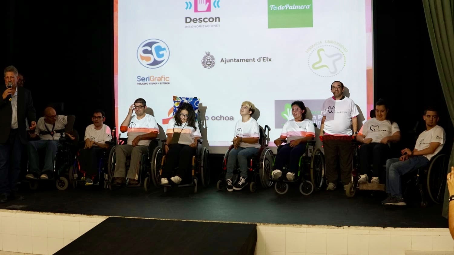 El polideportivo de Los Palmerales se llamará 'Desirée Segarra' cuando acabe su reforma El polideportivo de Los Palmerales se llamará 'Desirée Segarra' cuando acabe su reforma