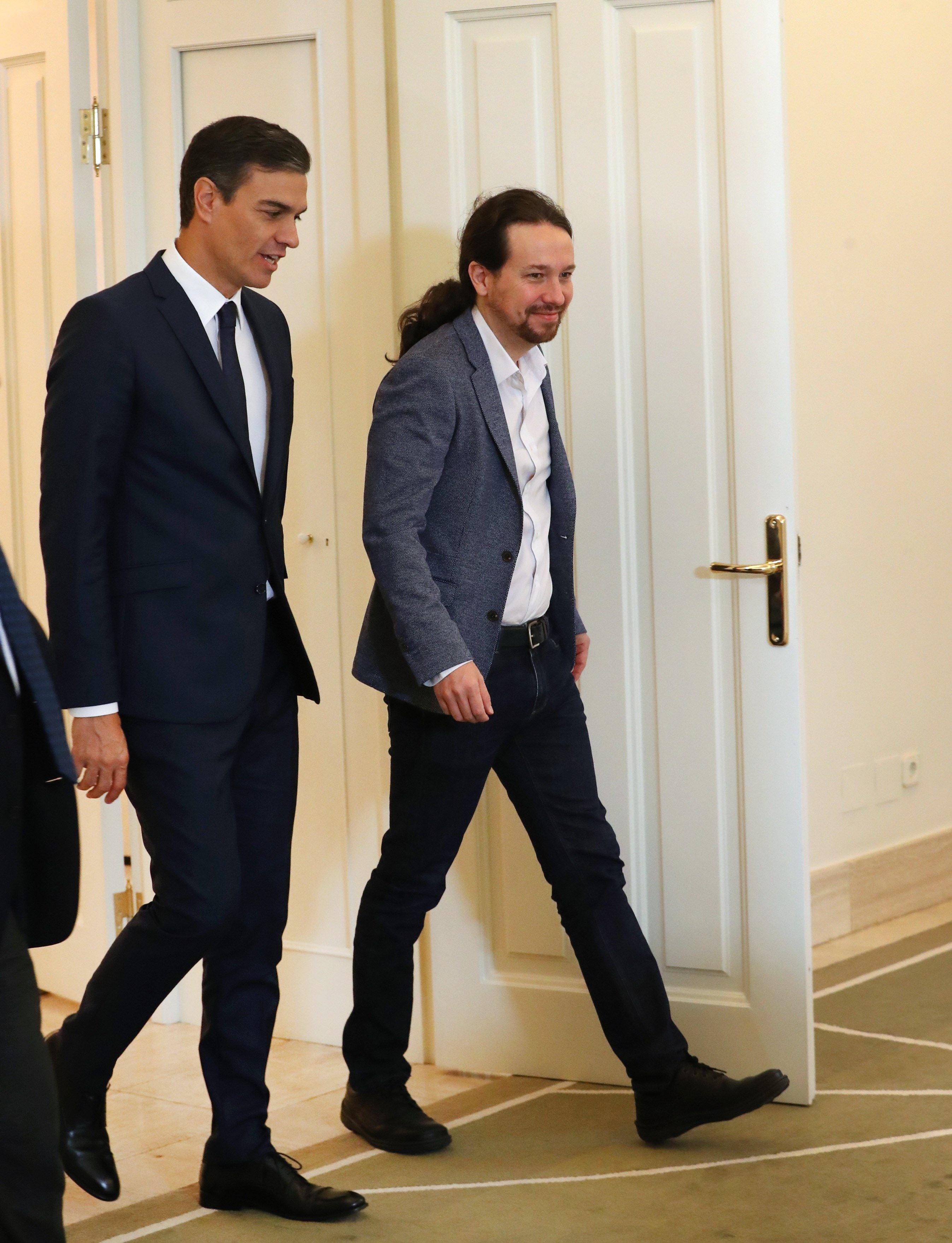 Sánchez e Iglesias se reunieron en Moncloa para impulsar los presupuestos Sánchez e Iglesias se reunieron en Moncloa para impulsar los presupuestos