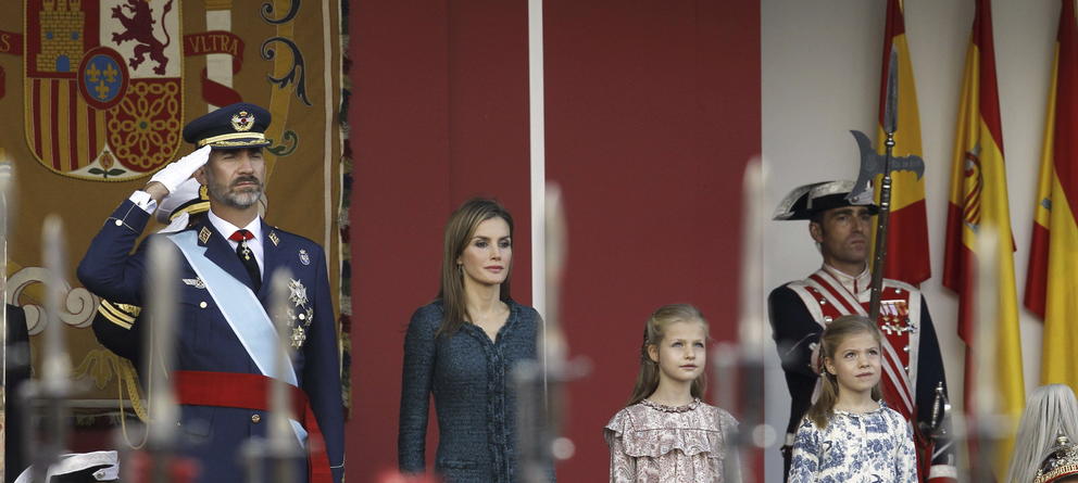 Los Reyes presiden el desfile del 12 de octubre en el que se homenajeará a la bandera española en 175 aniversario Los Reyes presiden el desfile del 12 de octubre en el que se homenajeará a la bandera española en 175 aniversario