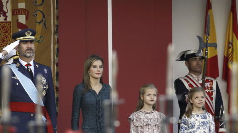 Los Reyes presiden el desfile del 12 de octubre