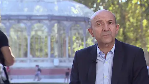 Dr. Martínez-González Crea Lectura