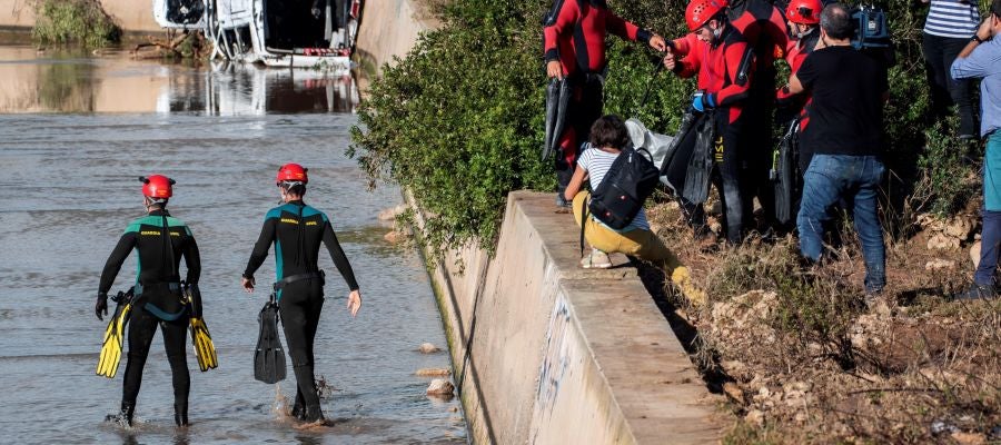 Tareas de rescate de los buzos en Mallorca Tareas de rescate de los buzos en Mallorca