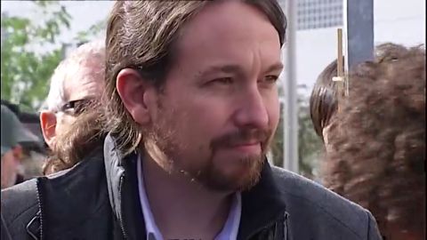 Pablo Iglesias pide "salvar la naval de Sestao y no colaborar con dictaduras sanguinarias"