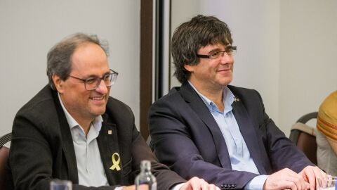Imagen de archivo de Quim Torra y Carles Puigdemont