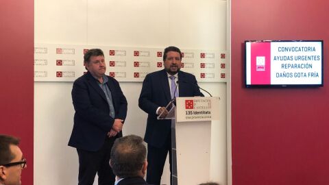 Javier Moliner, presidente de la Diputaci&oacute;n, anunciando las ayudas econ&oacute;micas.