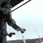 Rusia confirma el envío de dos robots al espacio capaces de disparar o conducir un coche