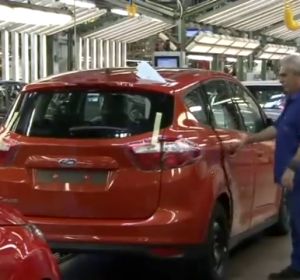 Ford anuncia un ERE temporal en su fábrica de Valencia por la caída de ventas Ford anuncia un ERE temporal en su fábrica de Valencia por la caída de ventas