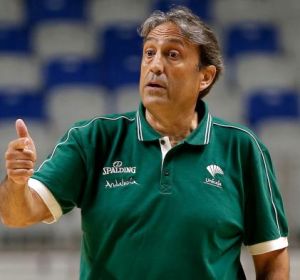 Luis Casimiro, entrenador de Unicaja Luis Casimiro, entrenador de Unicaja