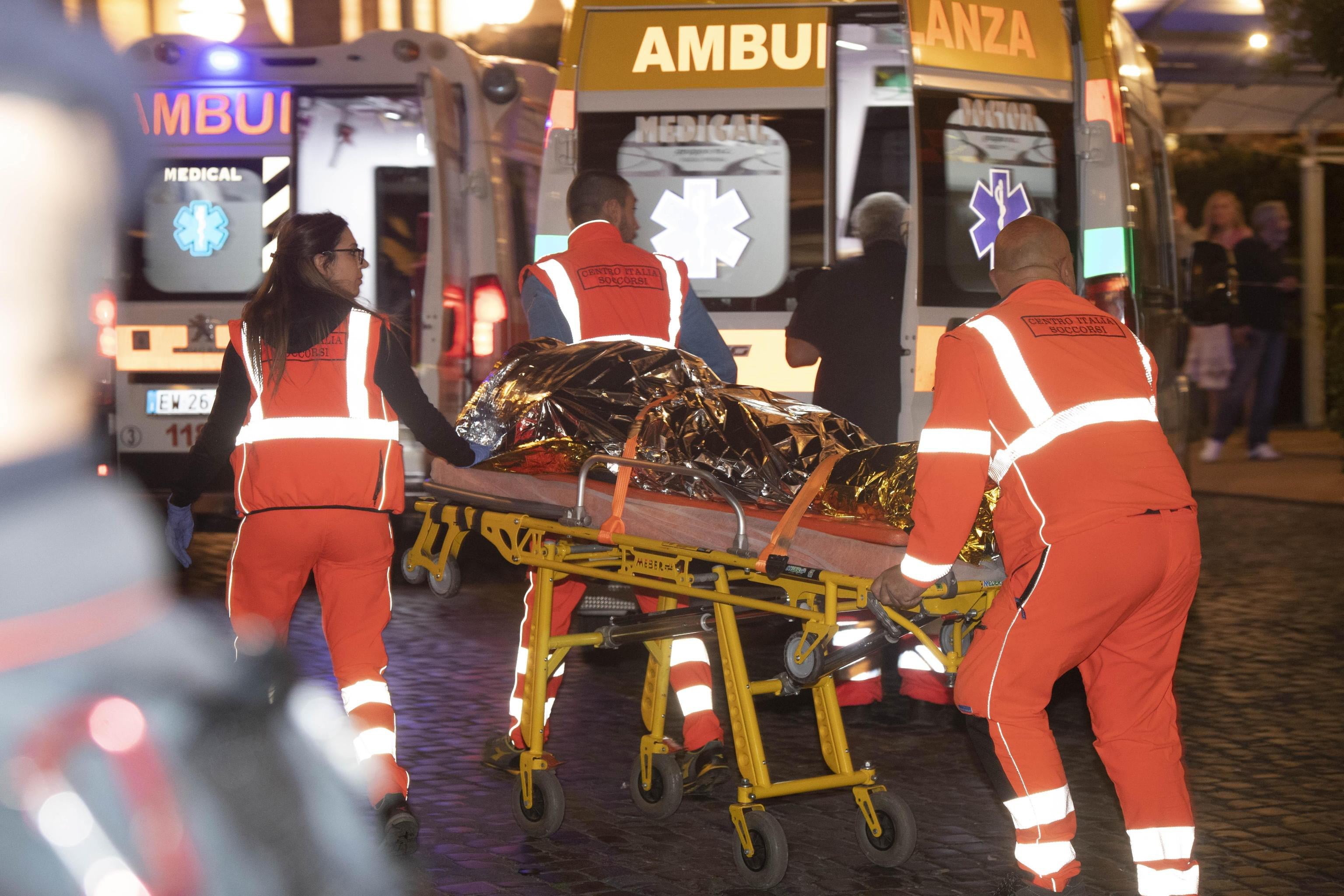 Al menos 20 heridos tras romperse una escalera mecánica en el metro de Roma Al menos 20 heridos tras romperse una escalera mecánica en el metro de Roma