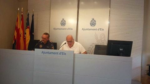Jes&uacute;s Andreu y Jos&eacute; P&eacute;rez en la Sala de Prensa del Ayuntamiento de Elche