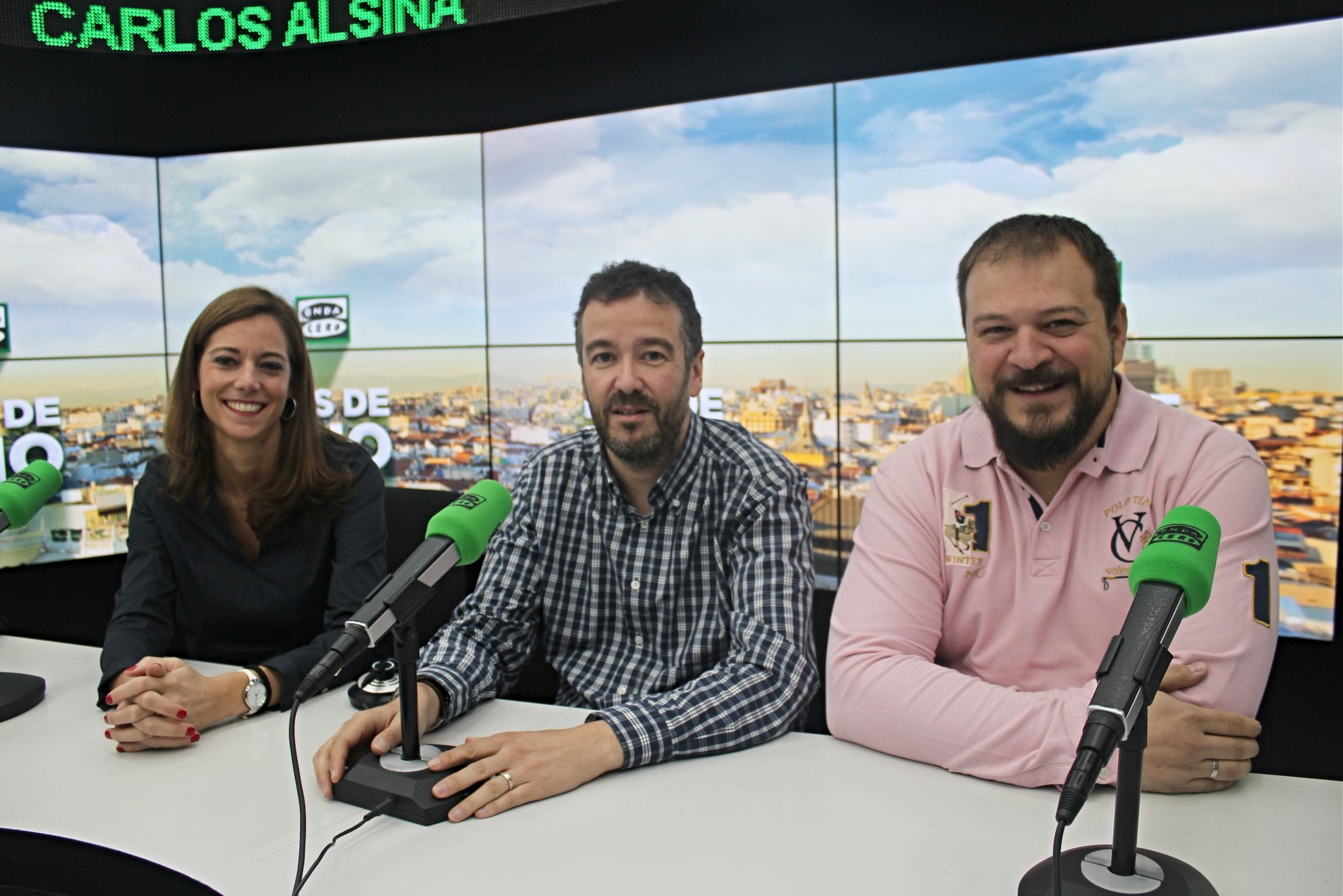 Tertulia de médicos: "El humor tiene que ser necesario entre los médicos" Tertulia de médicos: "El humor tiene que ser necesario entre los médicos"