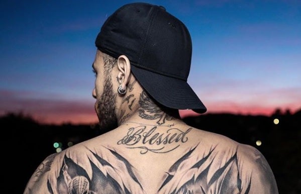 El último tatuaje de Neymar con Spider-Man y Batman como protagonistas El último tatuaje de Neymar con Spider-Man y Batman como protagonistas