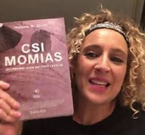 Helena R. Olmo nos presenta su libro CSI Momias, Premio Juan Antonio Cebrián Helena R. Olmo nos presenta su libro CSI Momias, Premio Juan Antonio Cebrián