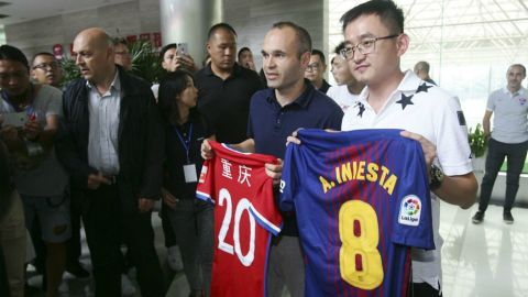 JOHN JIANG E INIESTA