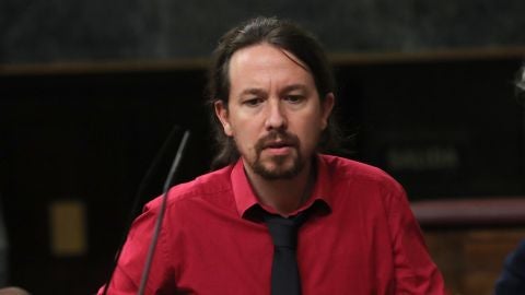 El presidente de Podemos, Pablo Iglesias, durante una intervenci&oacute;n en el Congreso
