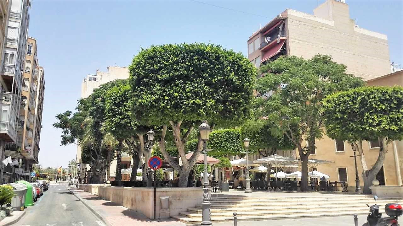 La semana arranca con alerta naranja por lluvias en Elche, Crevillent y Santa Pola pero mañana se espera el retorno del sol La semana arranca con alerta naranja por lluvias en Elche, Crevillent y Santa Pola pero mañana se espera el retorno del sol