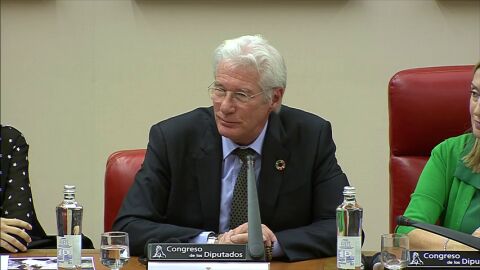 Richard Gere, feliz de hablar en el Congreso de los Diputados: "Es un lugar muy bonito"