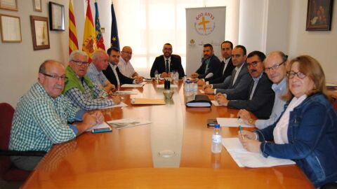 El arquebisbe em&egrave;rit de Sevilla Carlos Amigo oficiar&agrave; una misa per conmemorar el aniversari. 