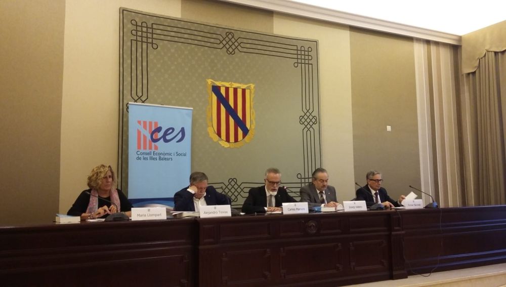 El Presidente del CES, Carles Manera, en la presentación de la Memoria Anual 2017.