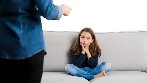 Bronca a niña Bronca a niña