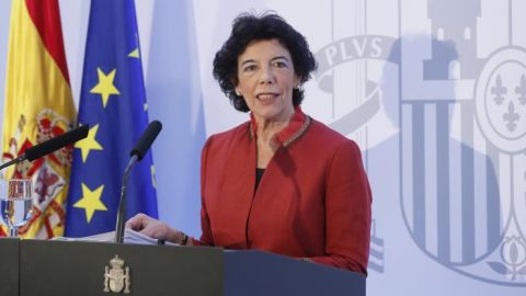 La portavoz del Gobierno, Isabel Cela&aacute;, tras el Consejo de Ministros