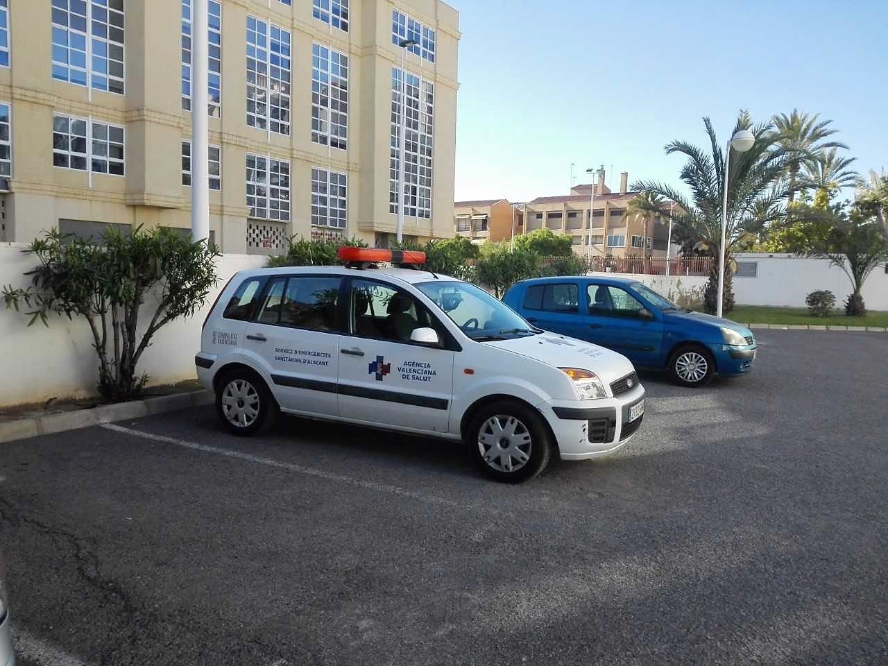 Ilicitanos por Elche reclama que los PAS de la ciudad vuelvan a disponer de coches con sirenas para los servicios en domicilios Ilicitanos por Elche reclama que los PAS de la ciudad vuelvan a disponer de coches con sirenas para los servicios en domicilios