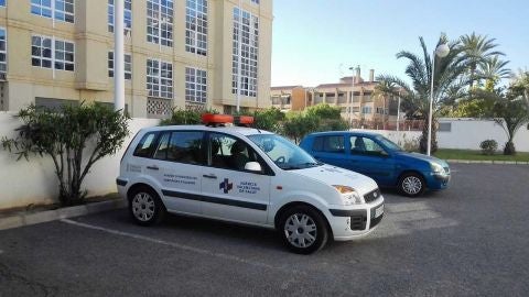 Veh&iacute;culo con sirena con el que los PAS de Elche realizaban los servicios de asistencia a domilicio hasta el pasado mes de agosto
