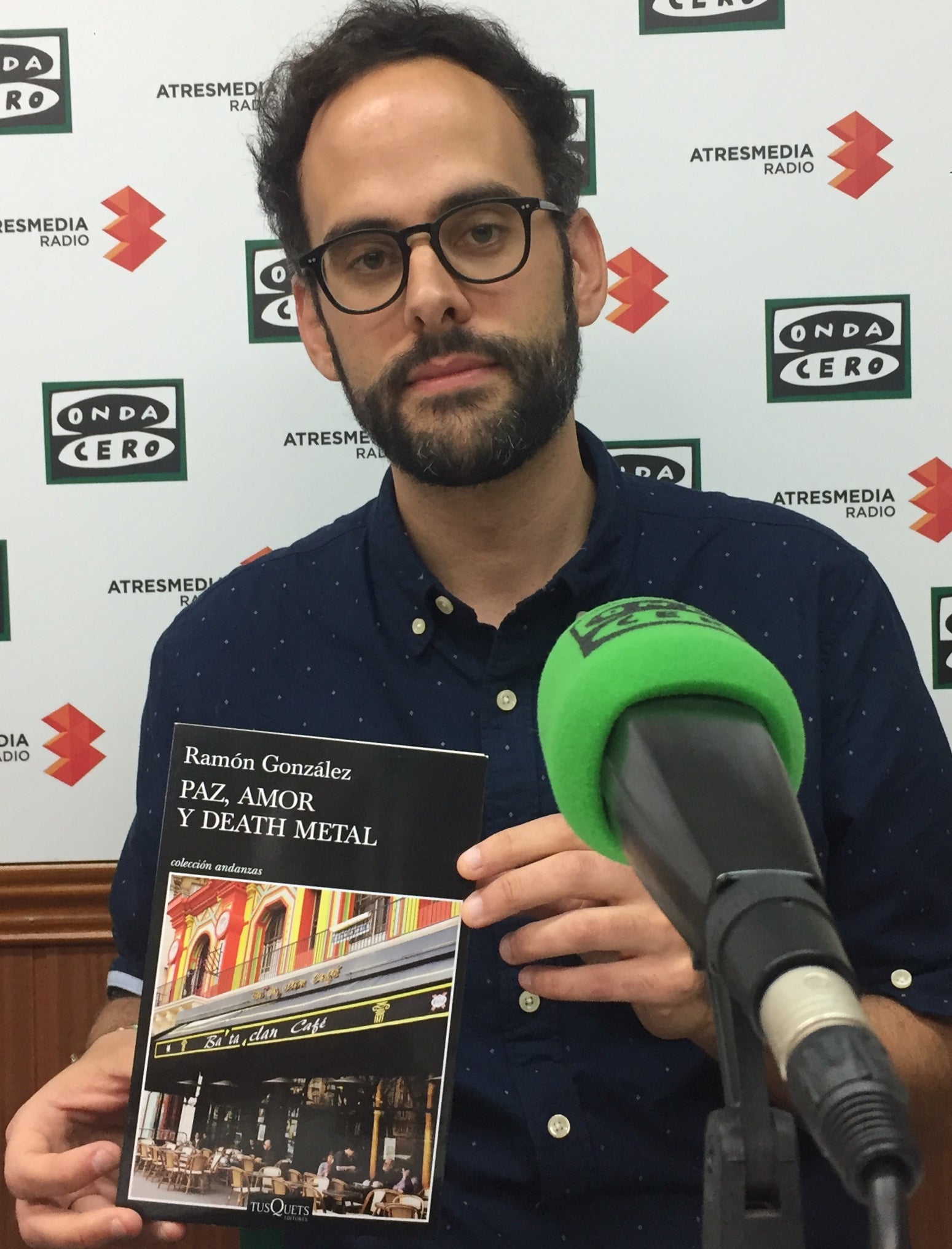 Ramón González, uno de los supervivientes en la Sala Bataclán, presenta su novela en Daimiel Ramón González, uno de los supervivientes en la Sala Bataclán, presenta su novela en Daimiel