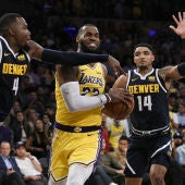 LeBron James, ante los Nuggets