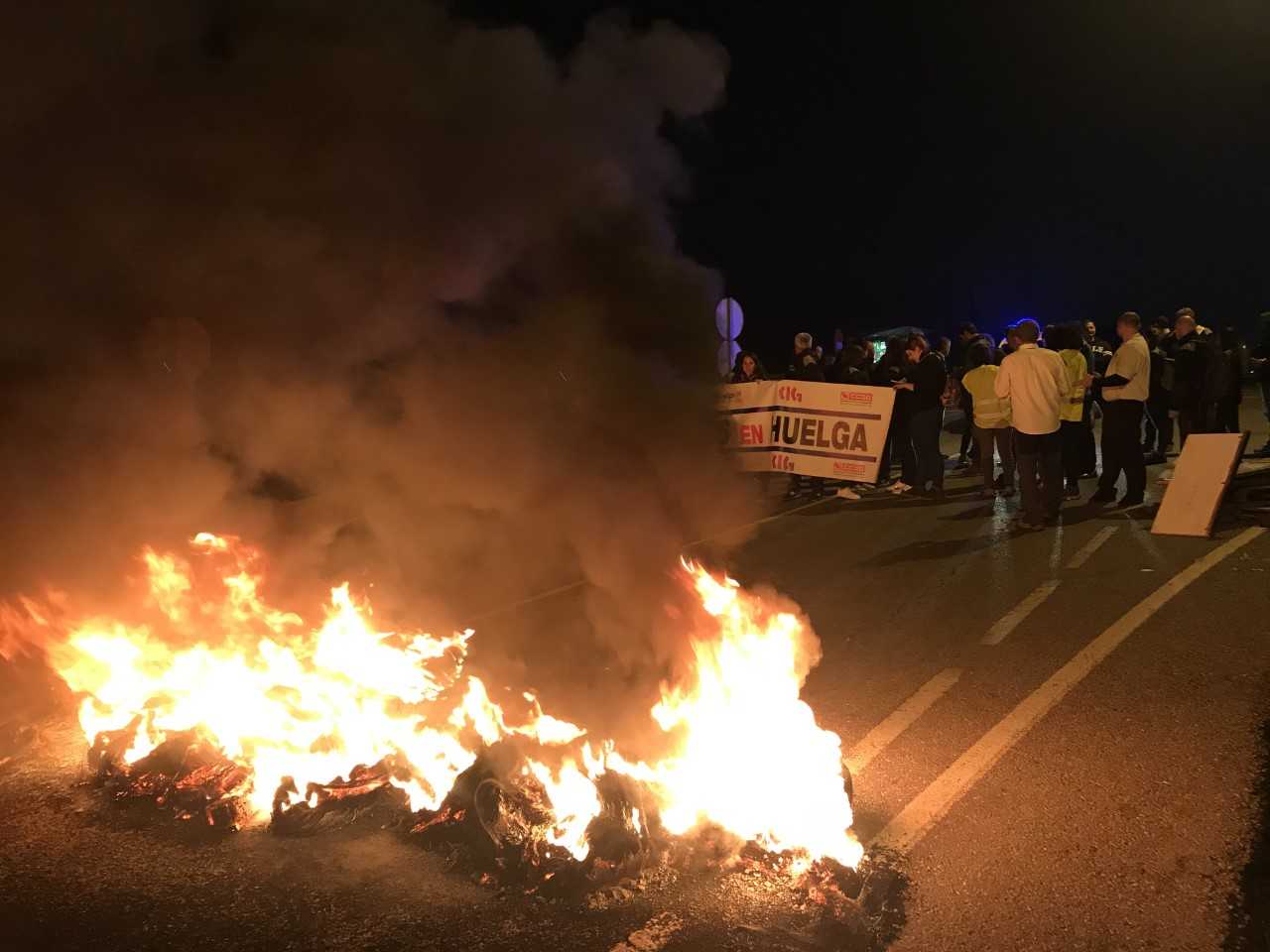 Tensión y cargas policiales en la segunda jornada de huelga en las cárceles de Castellón Tensión y cargas policiales en la segunda jornada de huelga en las cárceles de Castellón