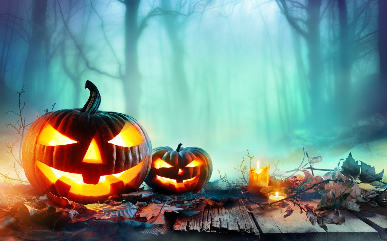 Agustín Alcalá: "Los estadounidenses se van a gastar 2.500 millones de dólares en caramelos para Halloween" Agustín Alcalá: "Los estadounidenses se van a gastar 2.500 millones de dólares en caramelos para Halloween"