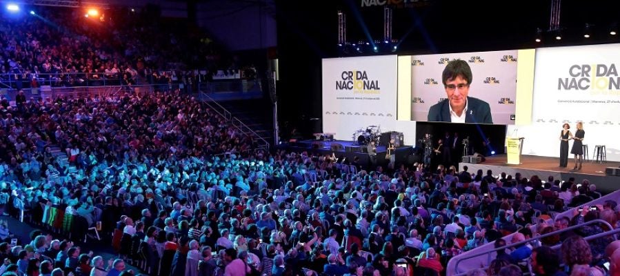 Carles Puigdemont en el acto de la Crida Nacional Carles Puigdemont en el acto de la Crida Nacional