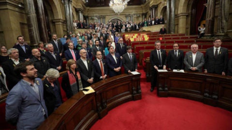 Pleno del Parlament que aprob&oacute; la DUI (Archivo)