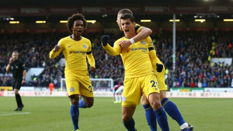 &Aacute;lvaro Morata celebra un gol con el Chelsea